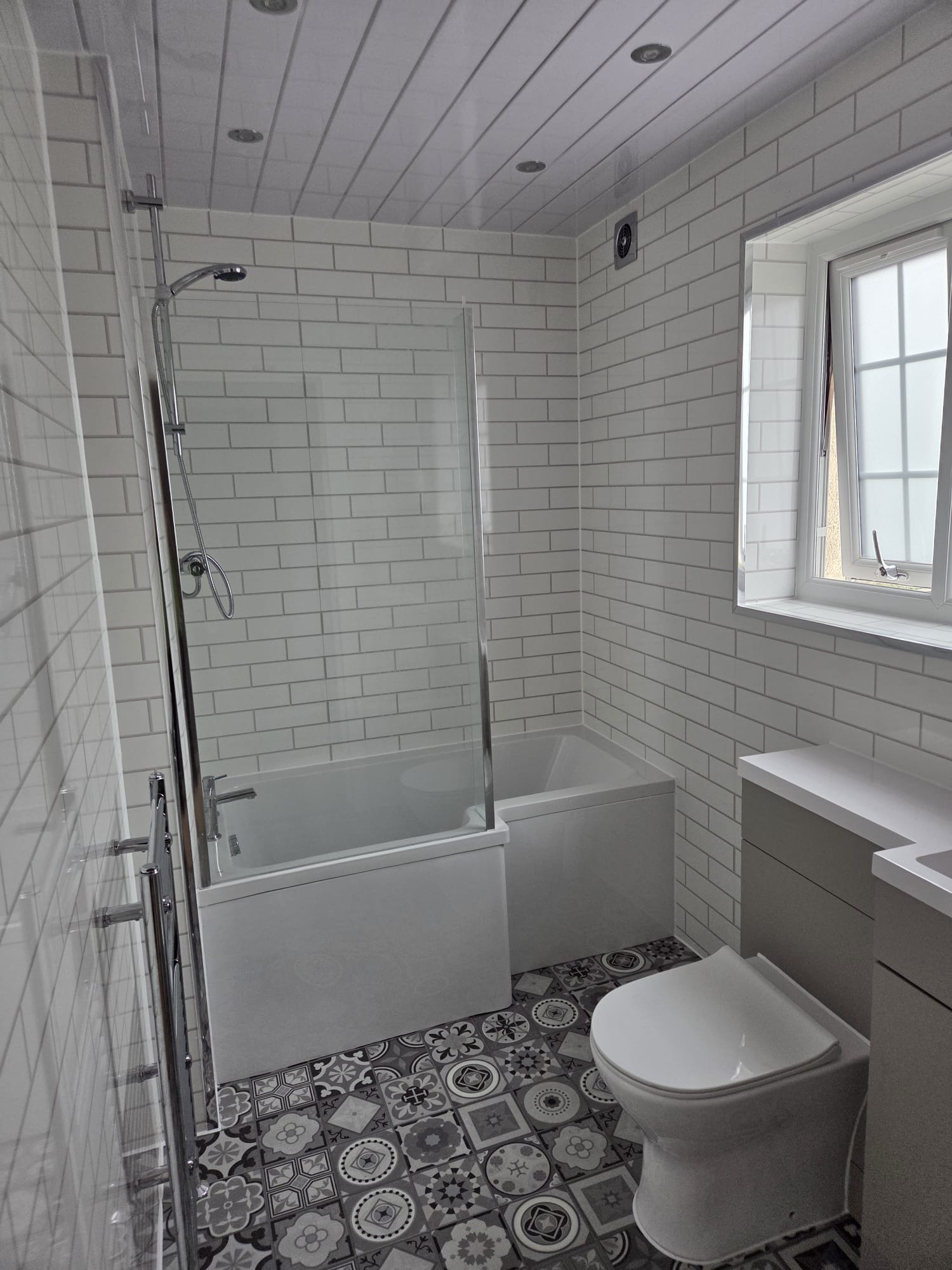 White Brick Tile 1m Wide Wall Panel (Gloss) - Image 6